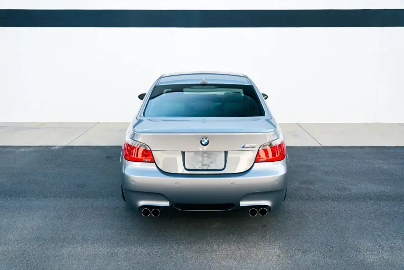 2006 BMW M5 photo 26