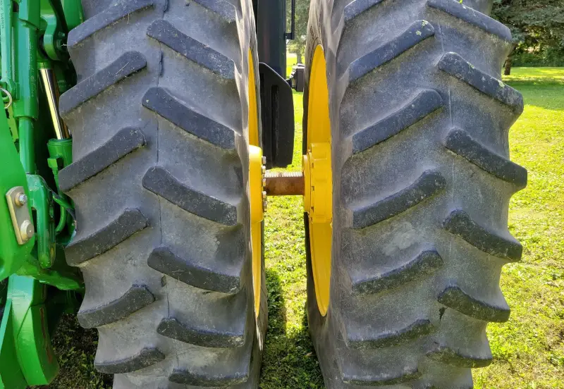 2013 John Deere 8260R photo 87