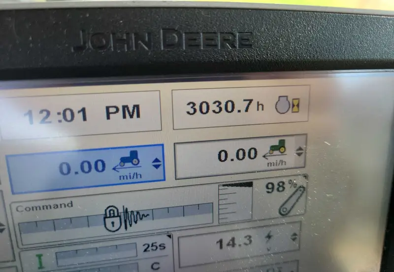 2013 John Deere 8260R photo 45