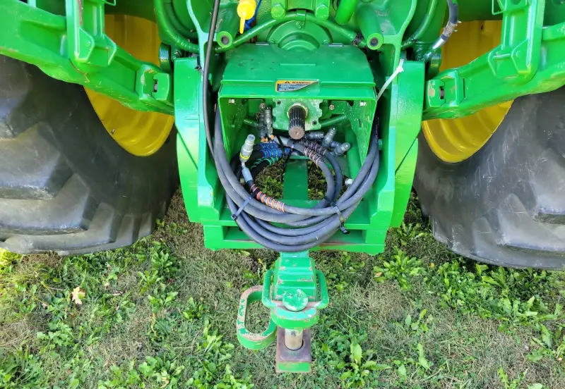 2013 John Deere 8260R photo 33