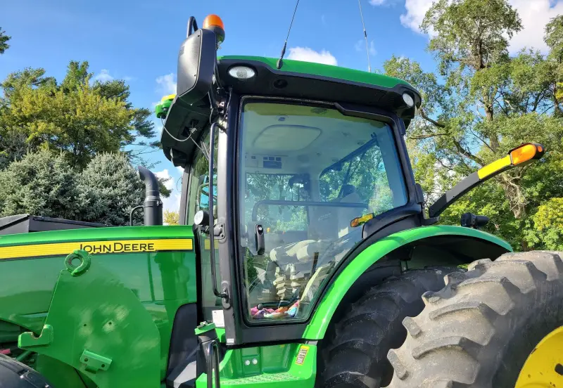 2013 John Deere 8260R photo 36