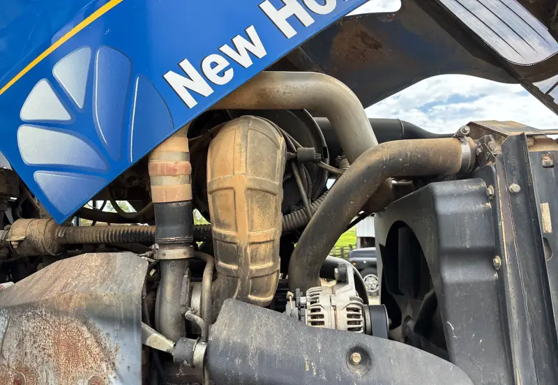 2011 New Holland T8030 photo 46