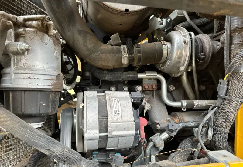 2021 John Deere 325G photo 36