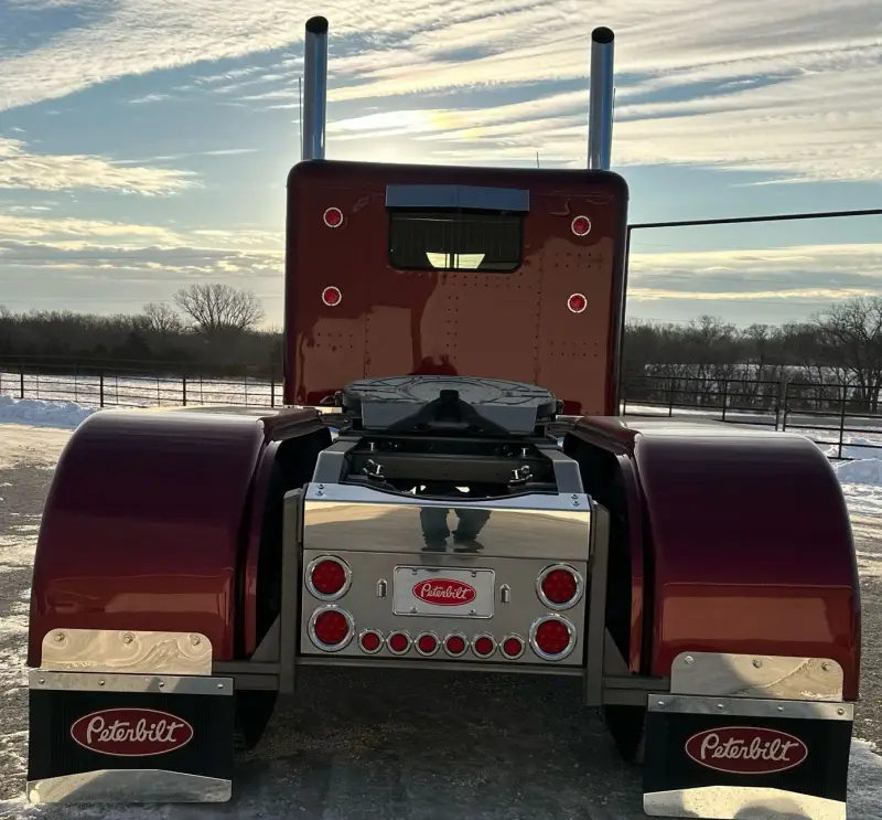 1987 Peterbilt 359 photo 6