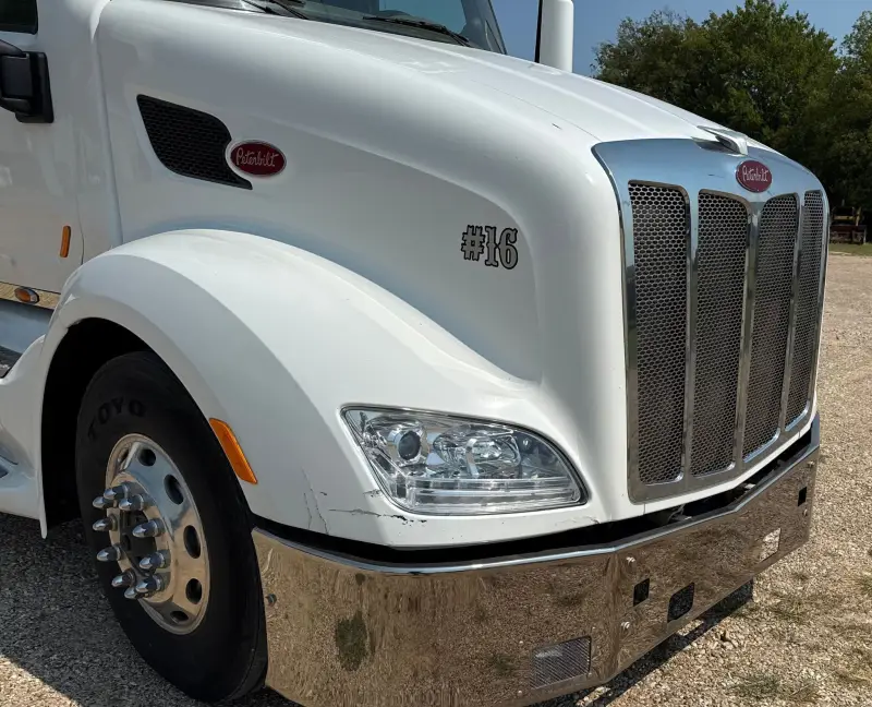 2015 Peterbilt 579 photo 13