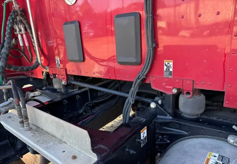 2021 Peterbilt 579 photo 38