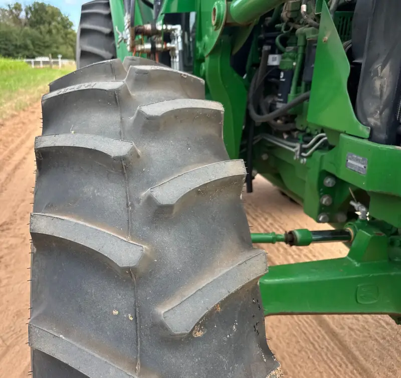 2013 John Deere 6115D photo 66