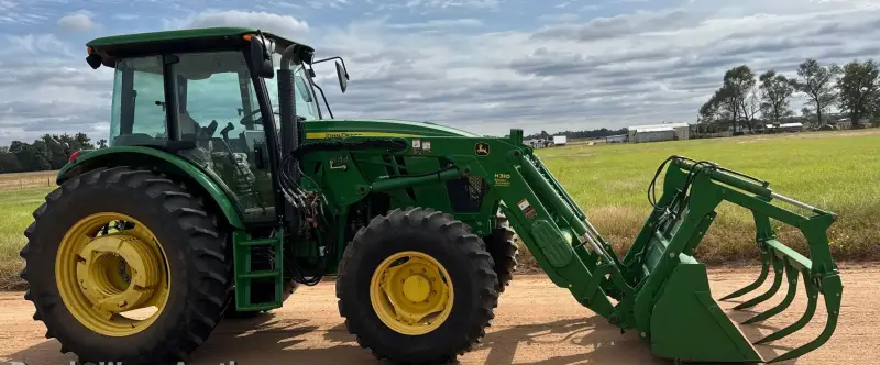 2013 John Deere 6115D photo 4