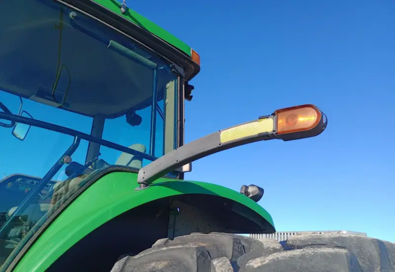 2002 John Deere 8420 photo 23
