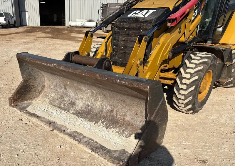 2015 Caterpillar 420F2 IT photo 18
