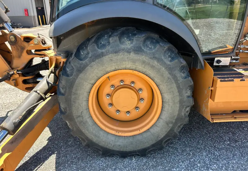 2014 Case 580 Super N photo 90