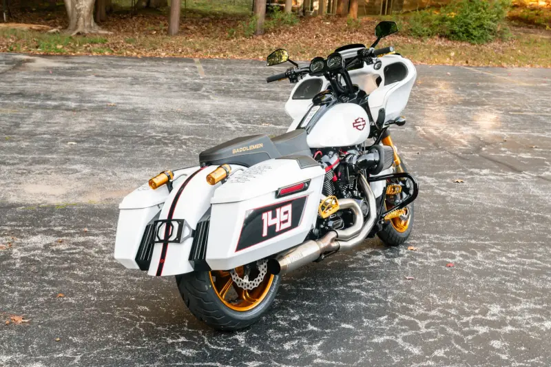 2020 Harley-Davidson Road Glide Limited photo 28