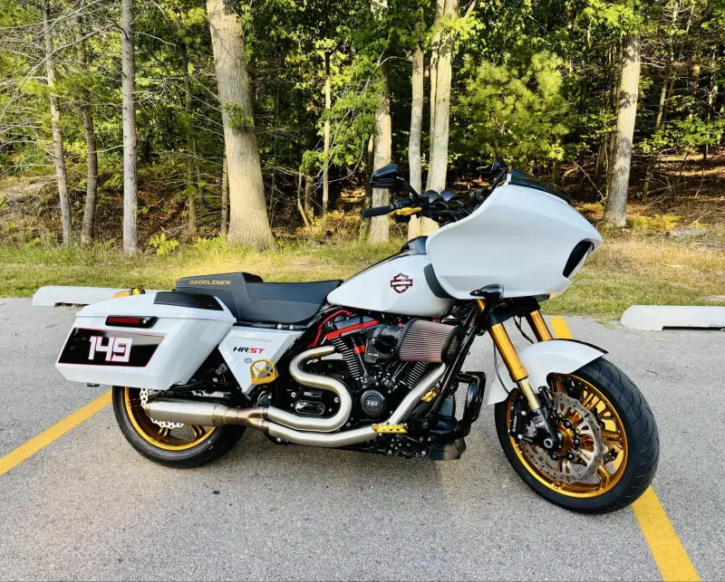 2020 Harley-Davidson Road Glide Limited photo 4
