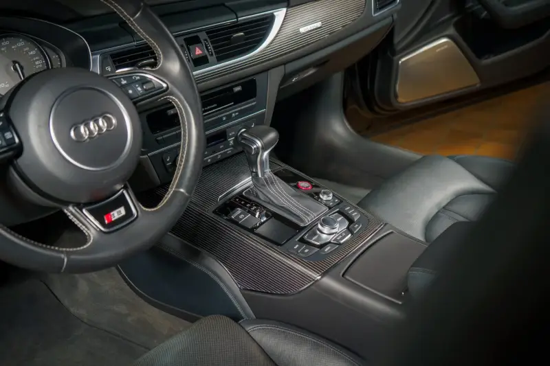 2015 Audi S6 Quattro photo 13