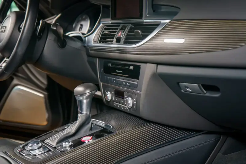 2015 Audi S6 Quattro photo 19