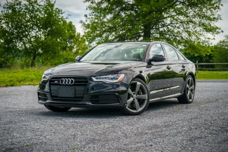 2015 Audi S6 Quattro photo 1